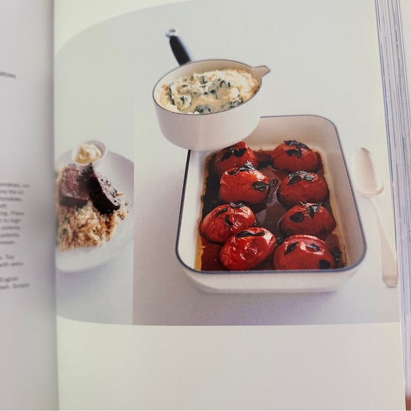 “Off the shelf” cookbook by Donna Hay. Softcover, fast and fabulous recipes - Picture 6 of 9